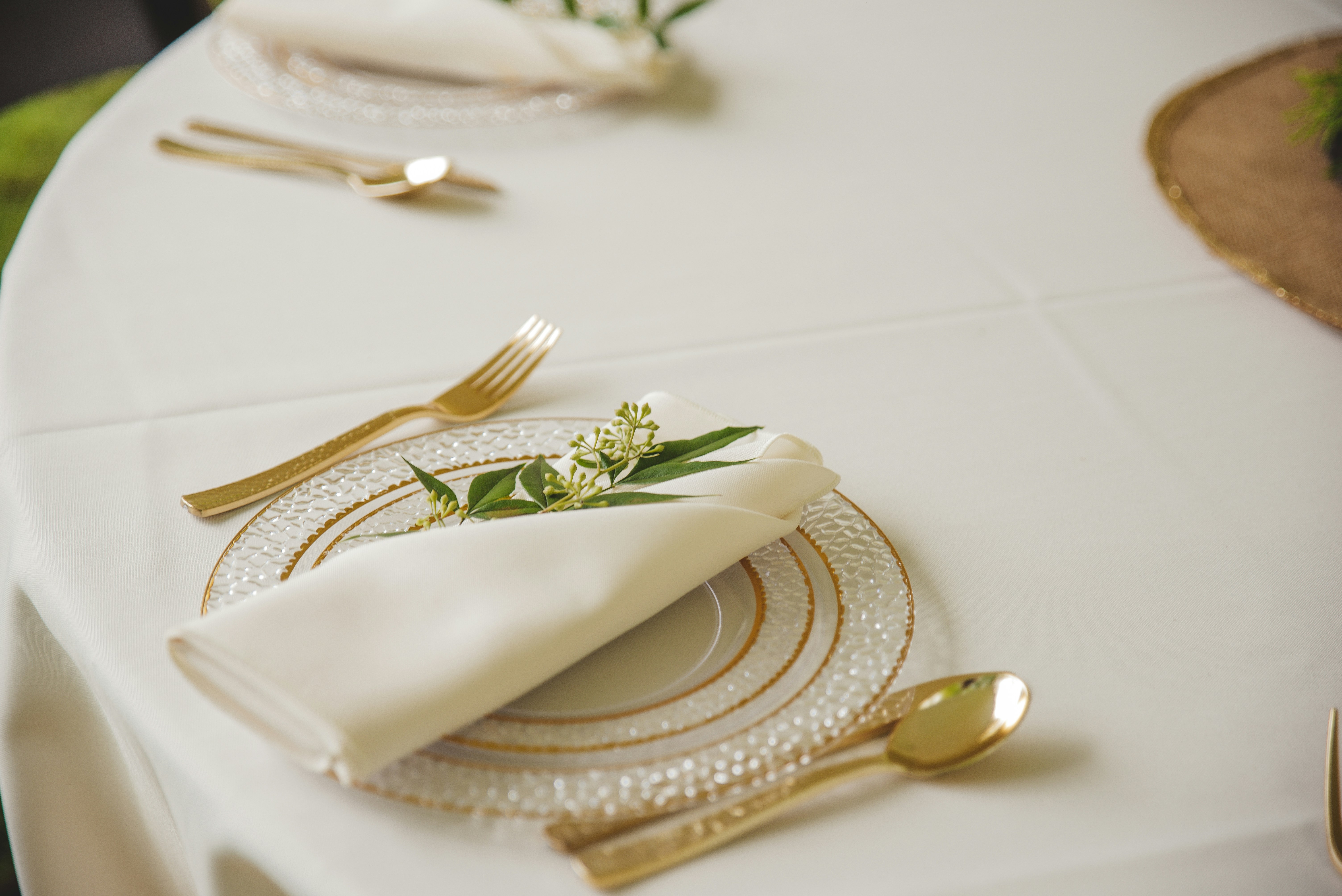 Table linens and accessories